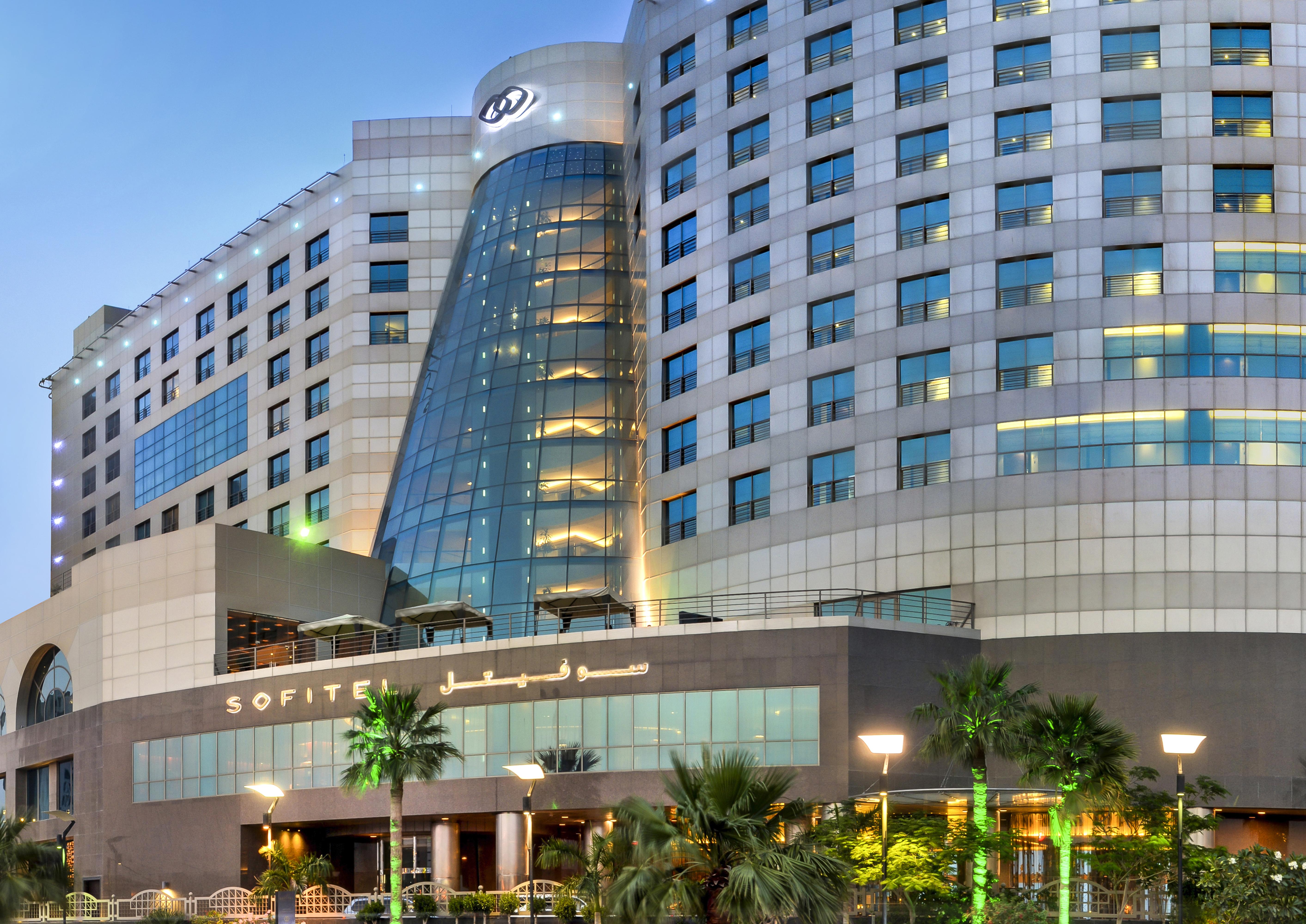 소피텔 알 코바 더 코르니쉬 알크호바르 외부 사진 Sofitel Riyadh